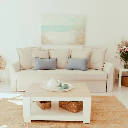 Balili House * פרל