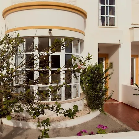 דירה Balili House